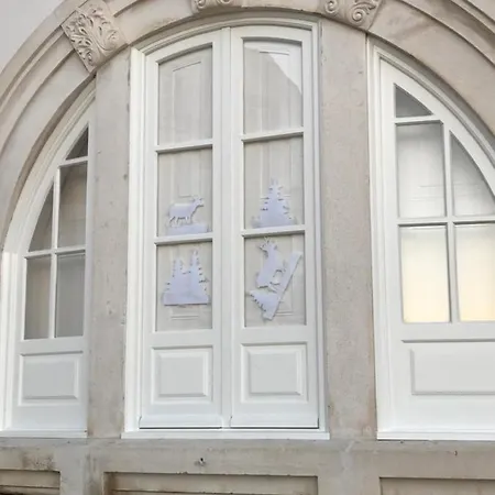 Rua Tenente Campos Rego, Ground Floor *