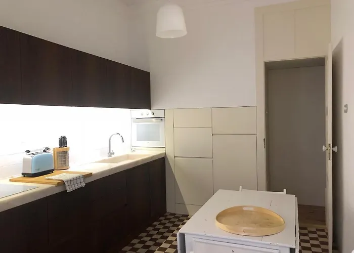 Rua Tenente Campos Rego, Ground Floor Coïmbre